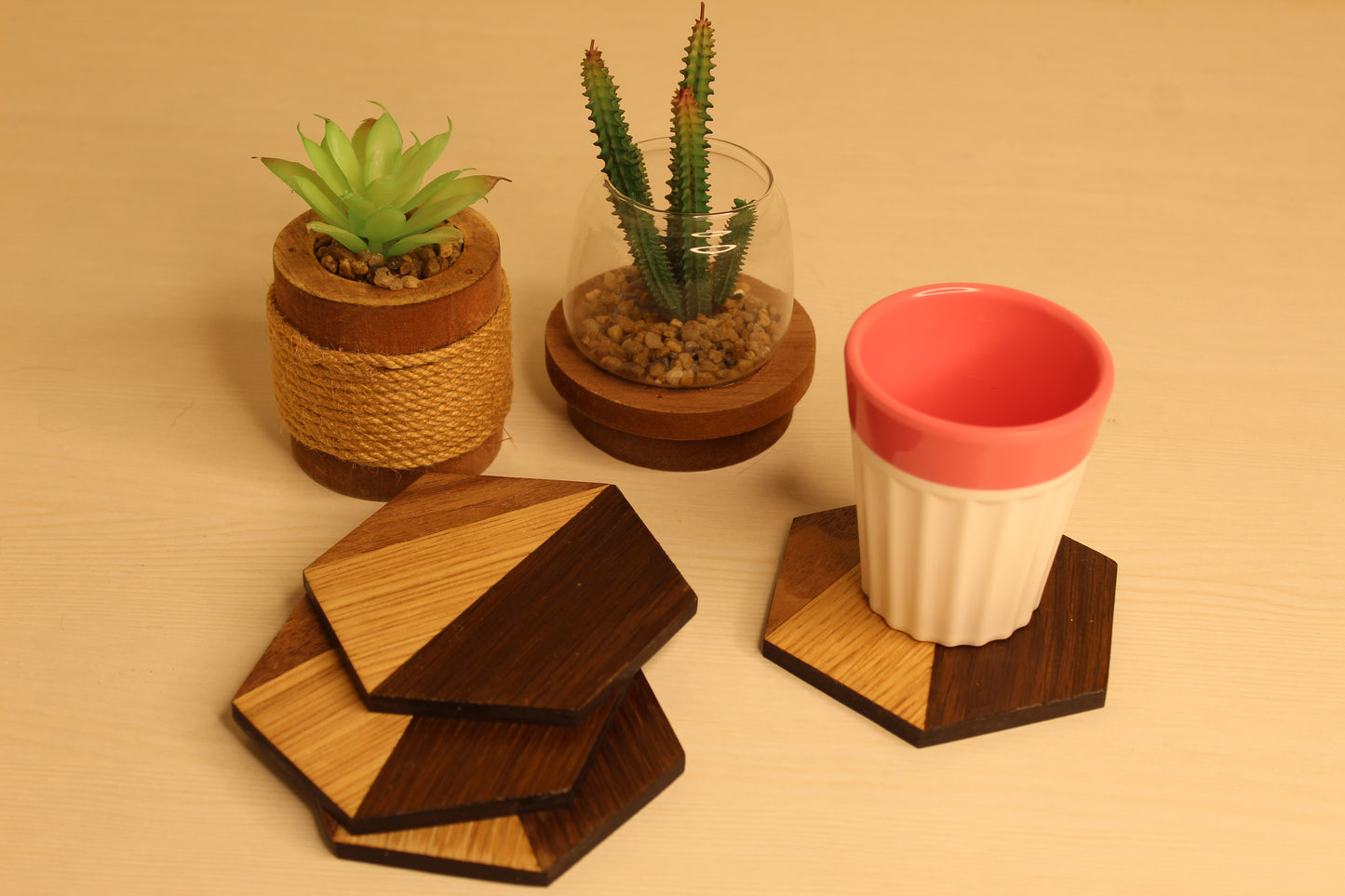 TriTone HexaWood Coaster – Set of 4