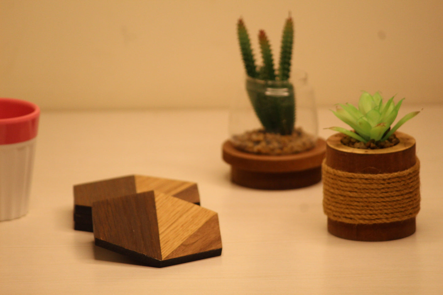 TriTone HexaWood Coaster – Set of 4